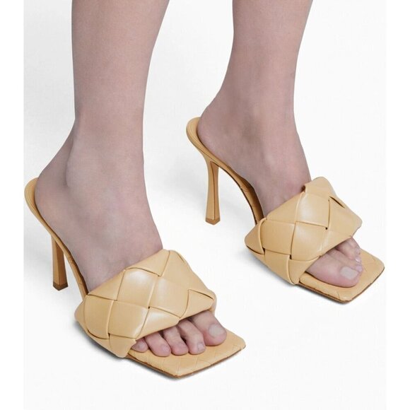 BOTTEGA VENETA The Lido Sandals in Cane Sugar 36 Womens Leather High Heels - Picture 12 of 16